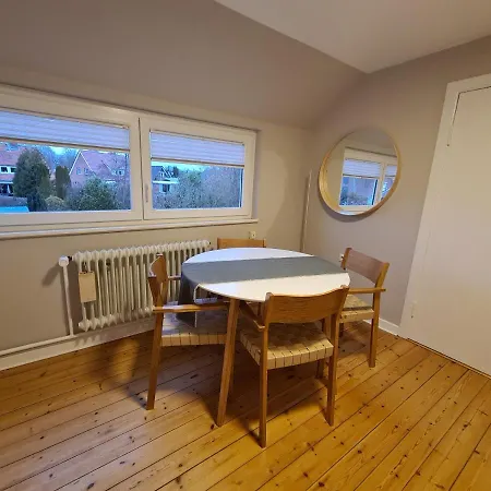 Ferienhaus Clare 公寓 *